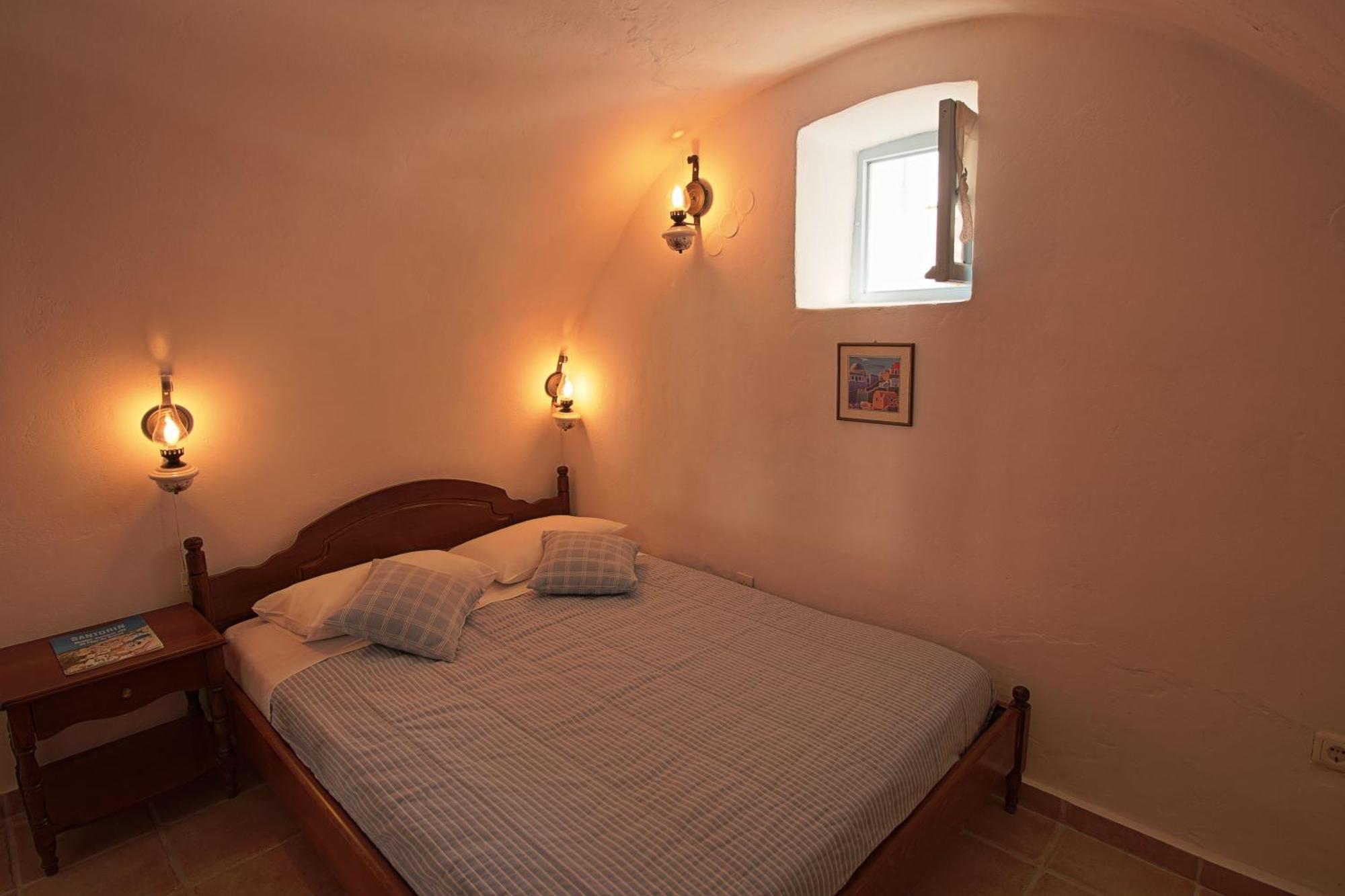 Aethrio Sunset Village - Oia Pokoj fotografie